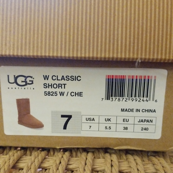 Authentic UGG boots 🤎 - Picture 11 of 11
